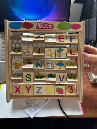 Alfabeto de madera Nenittos