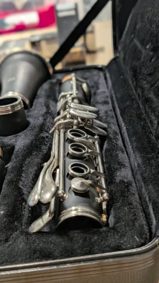 Clarinete Bernard con estuche