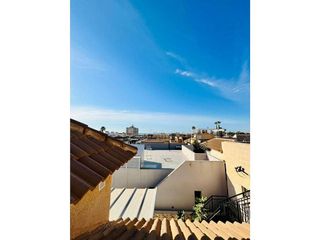 Casa adosada en venta en Playa de los Locos en Torrevieja