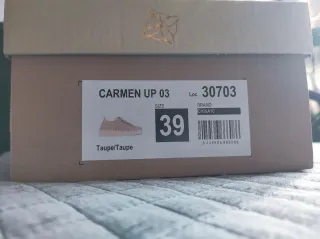 Zapatillas Chika 10 Renature Beige