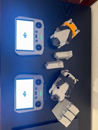 Vendita di due droni Dji Mini 3 e Mini 4 Pro con accessori