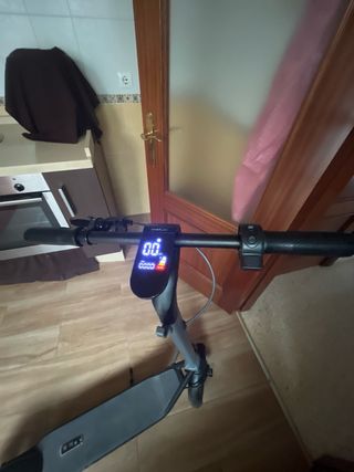 Patinete Eléctrico Cecotec Rueda Pinchada