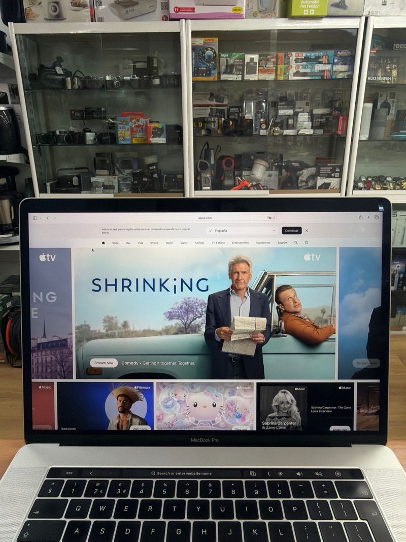 MacBook Pro 15” 2019 i7 16GB RAM 256GB SSD afbeelding 7