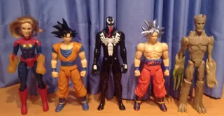 Muñecos Superhéroes Marvel y Dragon Ball