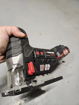 Sierra de calar Parkside a batería