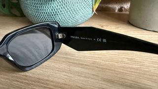 Gafas de Sol Prada Symbole SPR 17W Negras