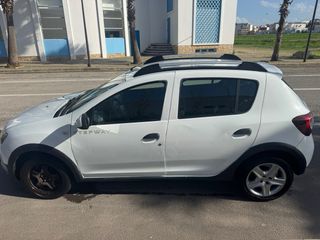 Dacia Sandero 2015