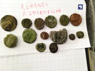 89 Monedas Romanas , medievales y resellos