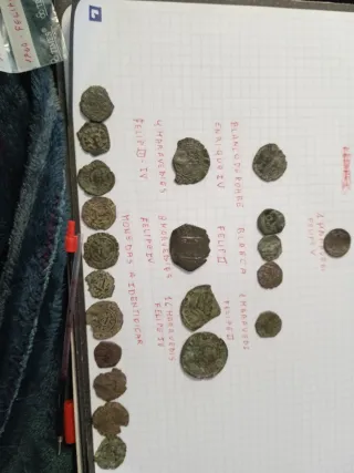 89 Monedas Romanas , medievales y resellos