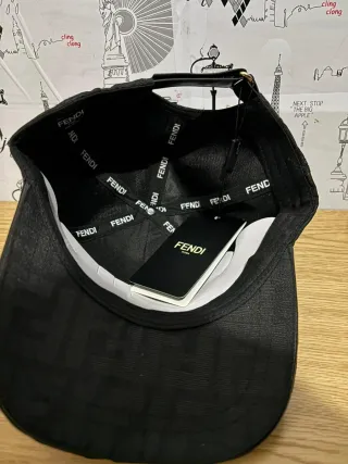 Gorra Fendi Negra