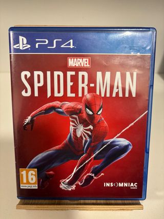 Pacchetto PS4 Spiderman Miles Morales e Spiderman