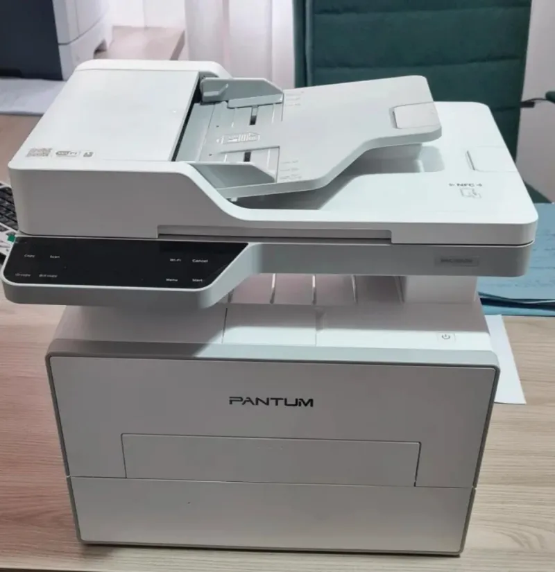 PC de escritorio HP ProDesk i3 + Impresora Pantum afbeelding 4