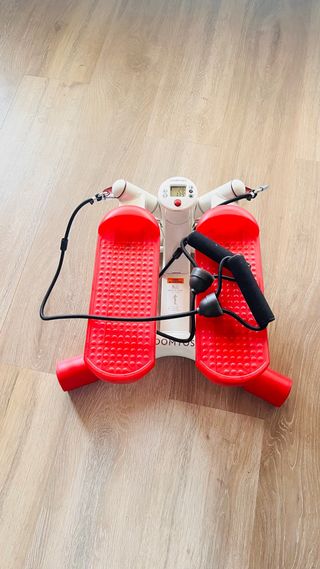 Mini Stepper DOMYOS con bandas elásticas