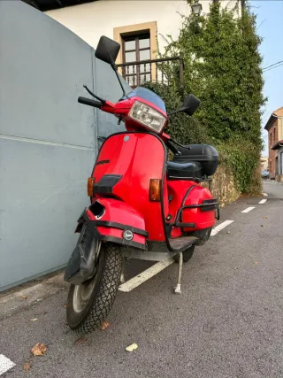 Vespa 200TX 1982 Roja