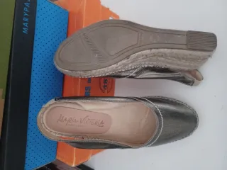 Sandalias cuña M Victoria doradas + oferta compra