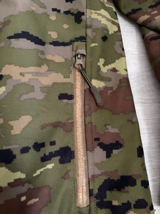 Forro polar boscoso pixelado