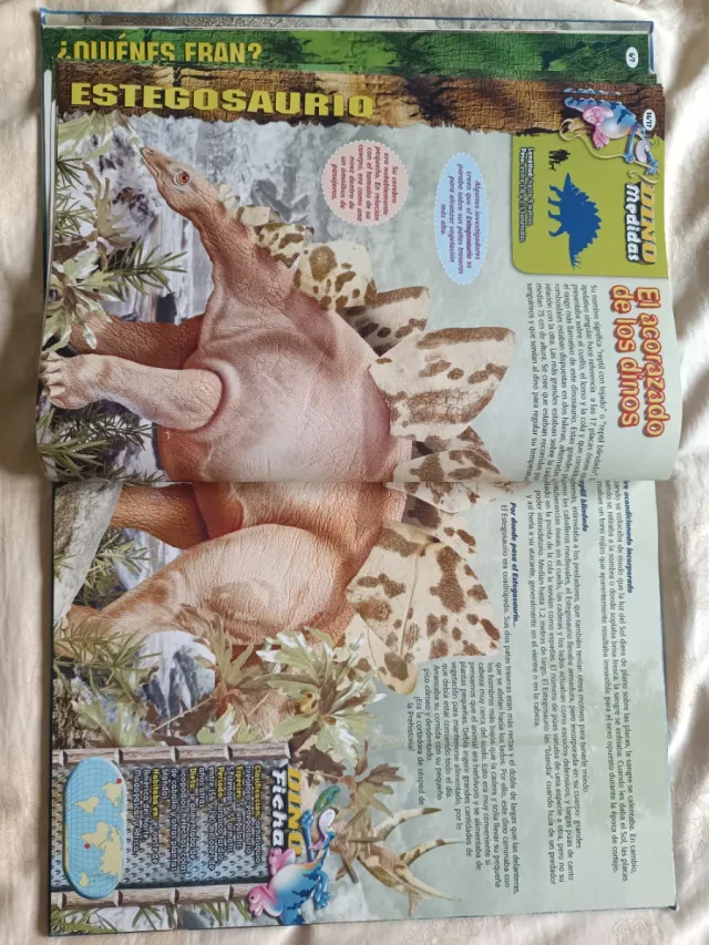 Al encuentro de los dinosaurios jurásicos
