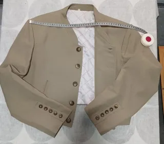 Chaqueta campera beige