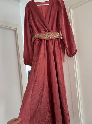 Vestido rojo elegante para bodas