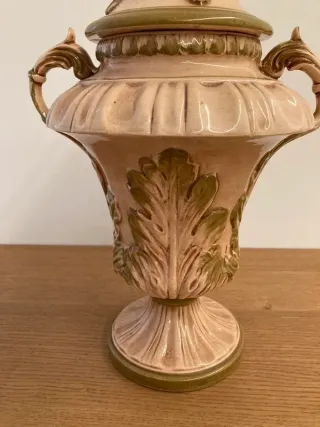 Vaso con coperchio porcellana Capodimonte