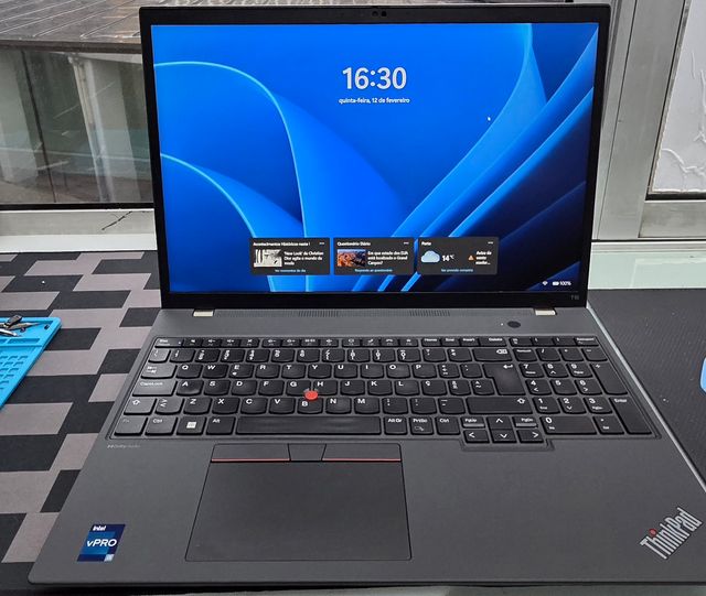 Lenovo ThinkPad T15 Gen 2 i5 16GB RAM 256GB SSD