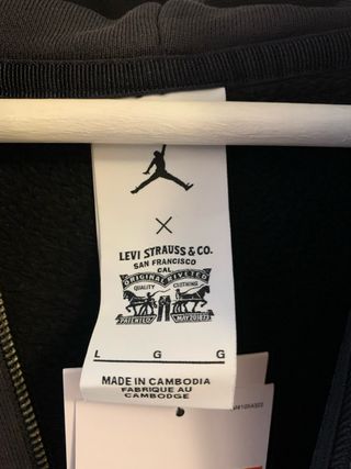 Sudadera Levi's x Jordan Negra