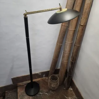 Lámpara de pie