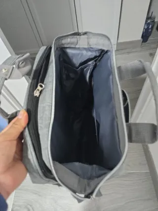 Mochila de maternidad gris
