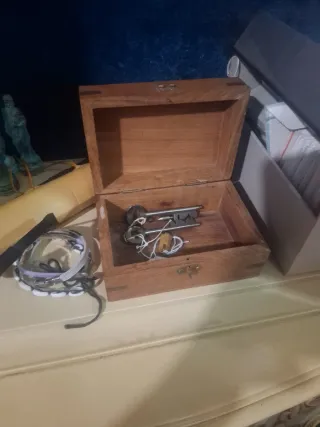 Candado de bronce antiguo