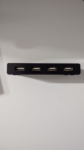 Rybozen Switch USB 2 PC / 4 Porte