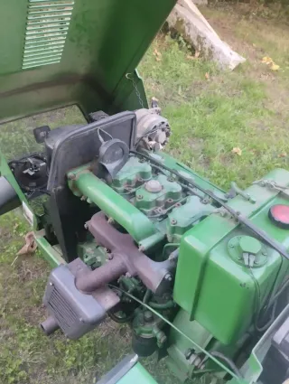 Tractor John Deere Verde