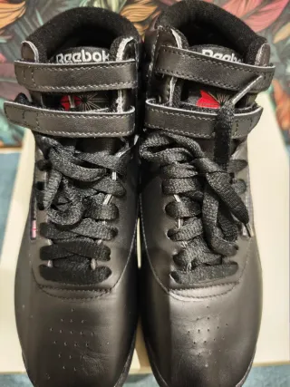 Scarpe Reebok High Top Nere