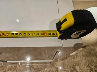 Mueble IKEA blanco cajones y puertas