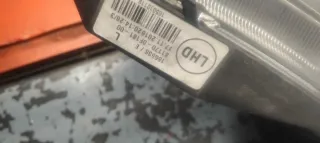 Faro Toyota Corolla Izquierdo