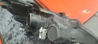 Faro Toyota Corolla Izquierdo