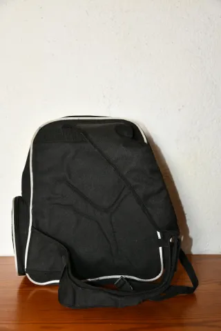 Mochila Puma Negra y Plateada