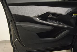 Peugeot 5008 HYBRID 145 e-DCS6 ALLURE 2025