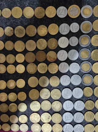 Lotto 165 di monete italiane e francesi