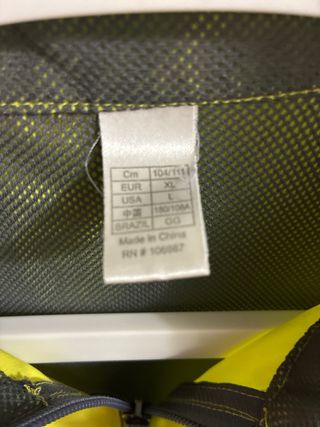 Chubasquero hombre amarillo talla L