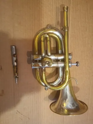 Corneta Antigua HONSUY CARMEN