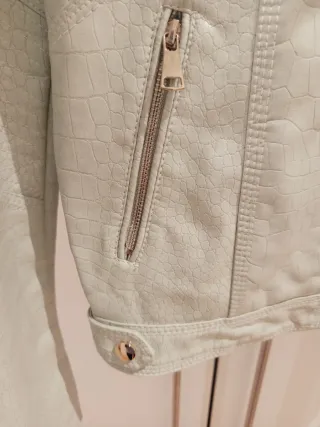 Cazadora mujer aguamarina efecto piel