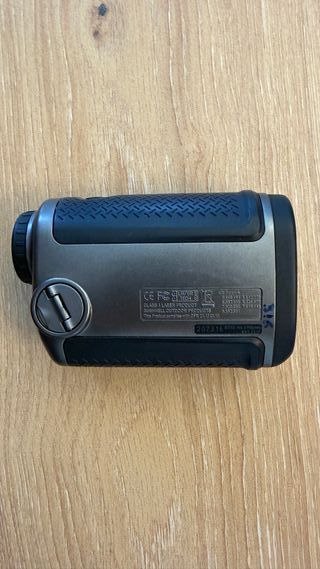 Telémetro golf Bushnell Tour V2 + Funda