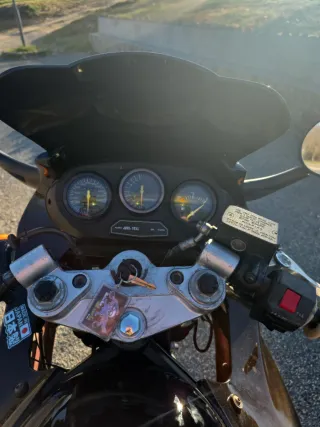 Suzuki GSX 600F 90' Negra PARA A2