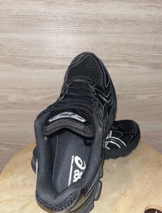 Asics Gel-Kayano 14 Negro/Plata