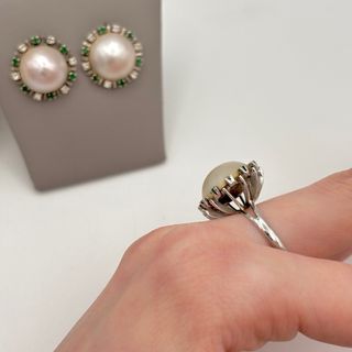 Conjunto oro 18kt con perlas diamantes esmeraldas