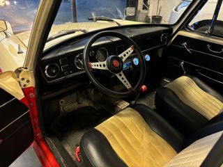 MG AUSTIN DE LUXE 1974 1300 HISTÓRICO