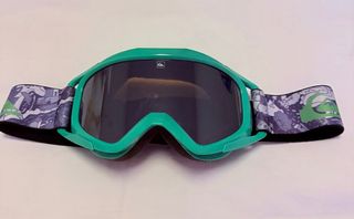 Casco y gafas de esquí infantil Quiksilver