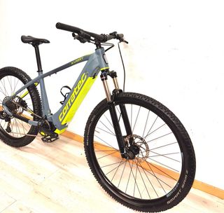 Bicicleta eléctrica Corratec Bosch