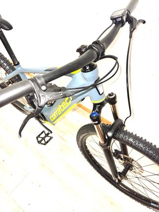 Bicicleta eléctrica Corratec Bosch