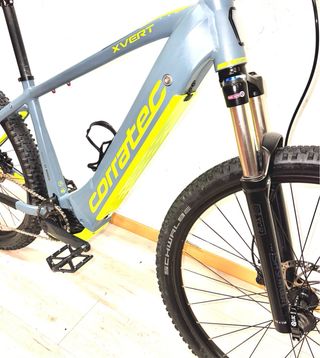 Bicicleta eléctrica Corratec Bosch